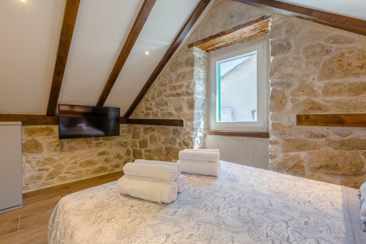 Lägenhet Luxury Petra In 400 Year Old Stone House 4+2 *