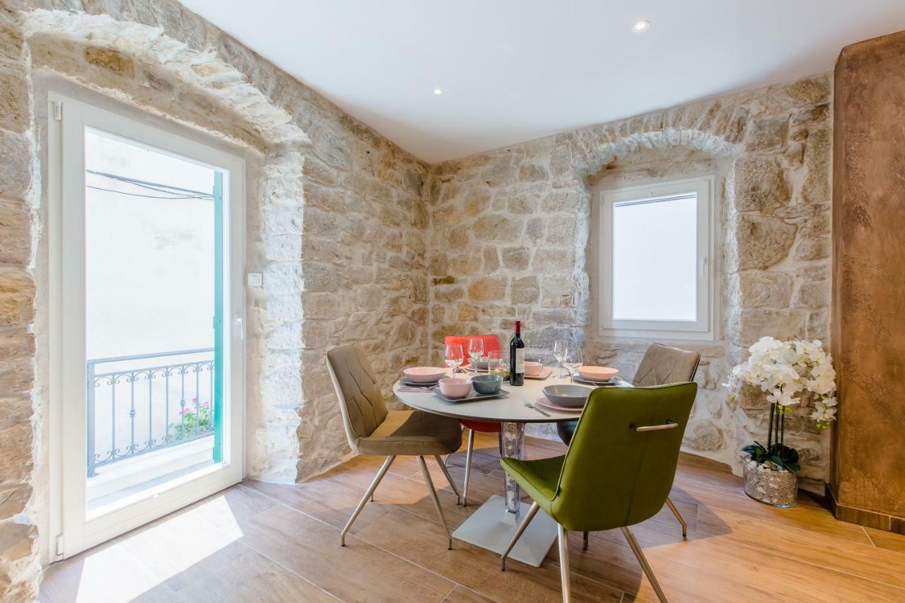 Luxury Petra In 400 Year Old Stone House 4+2