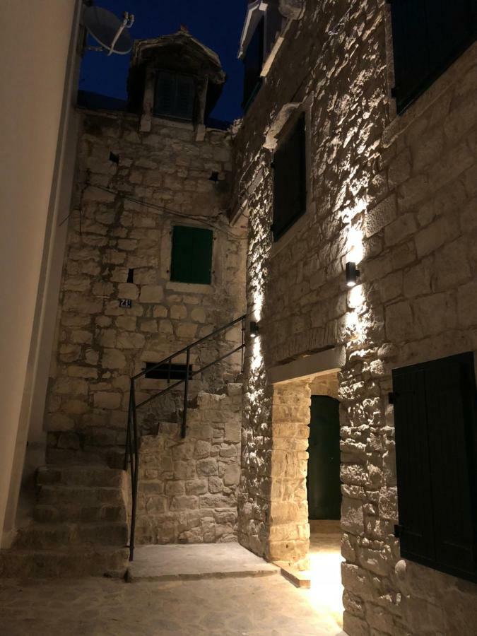 Lägenhet Luxury Petra In 400 Year Old Stone House 4+2 Split